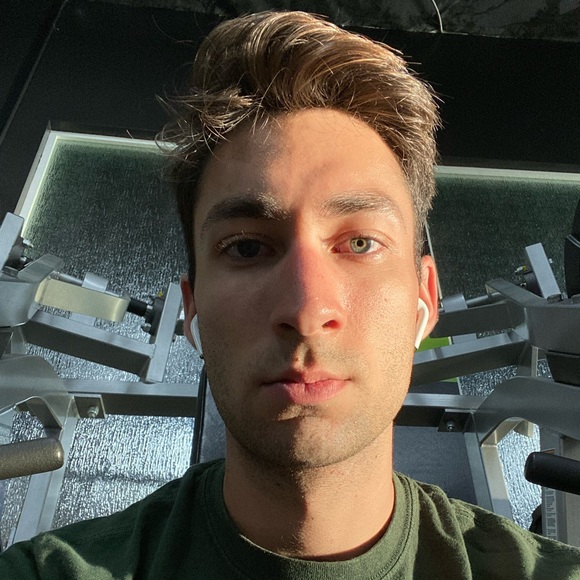 Meet your Posher, Giordan - Picture 2 of 3